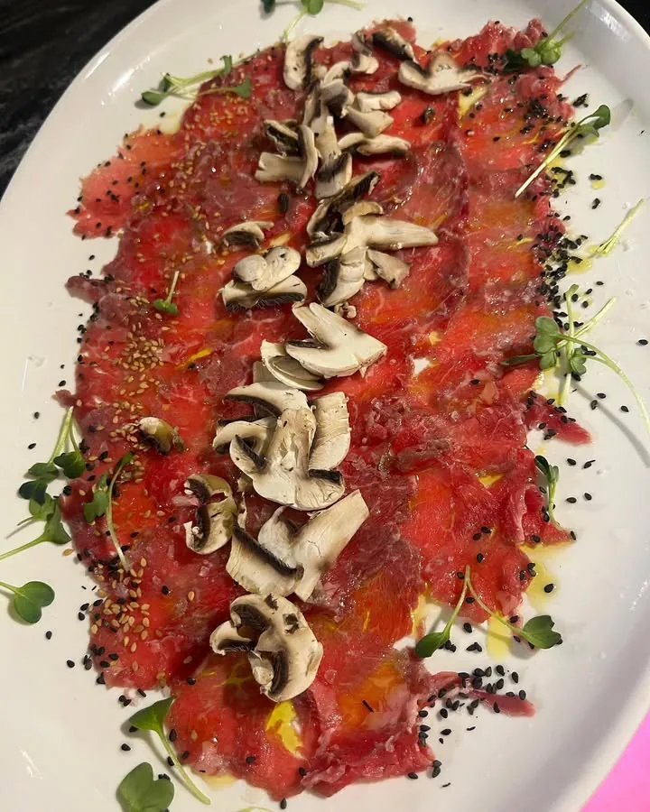 Carpaccio con setas